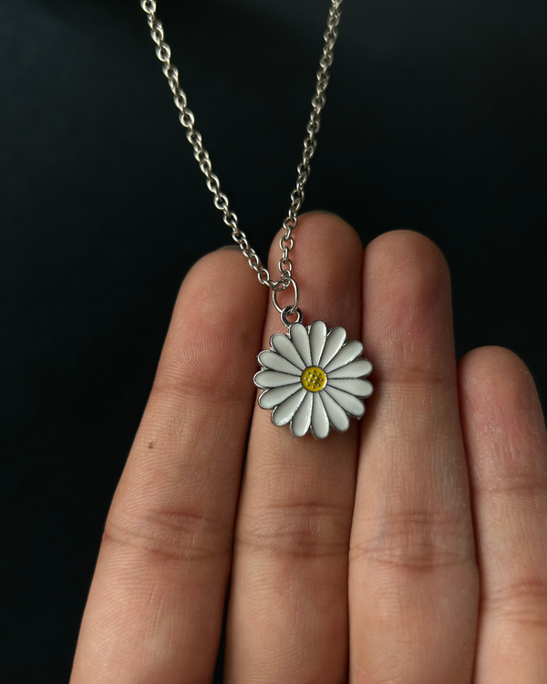 Daisy Bloom Pendant