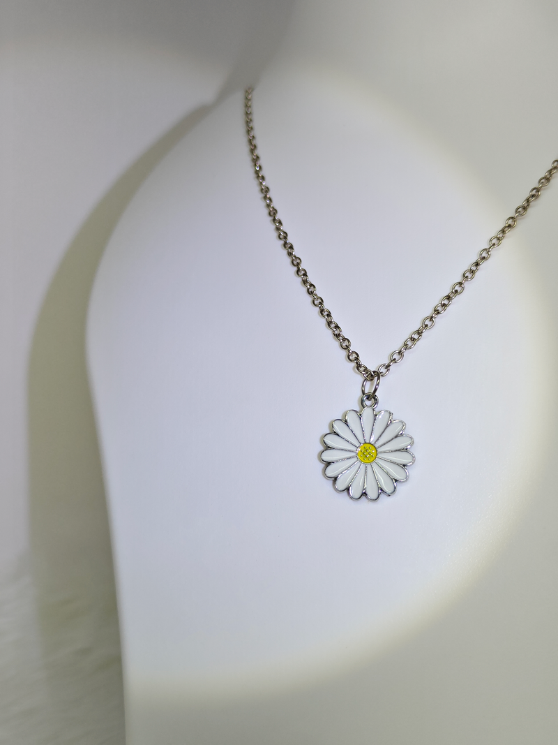 Daisy Bloom Pendant